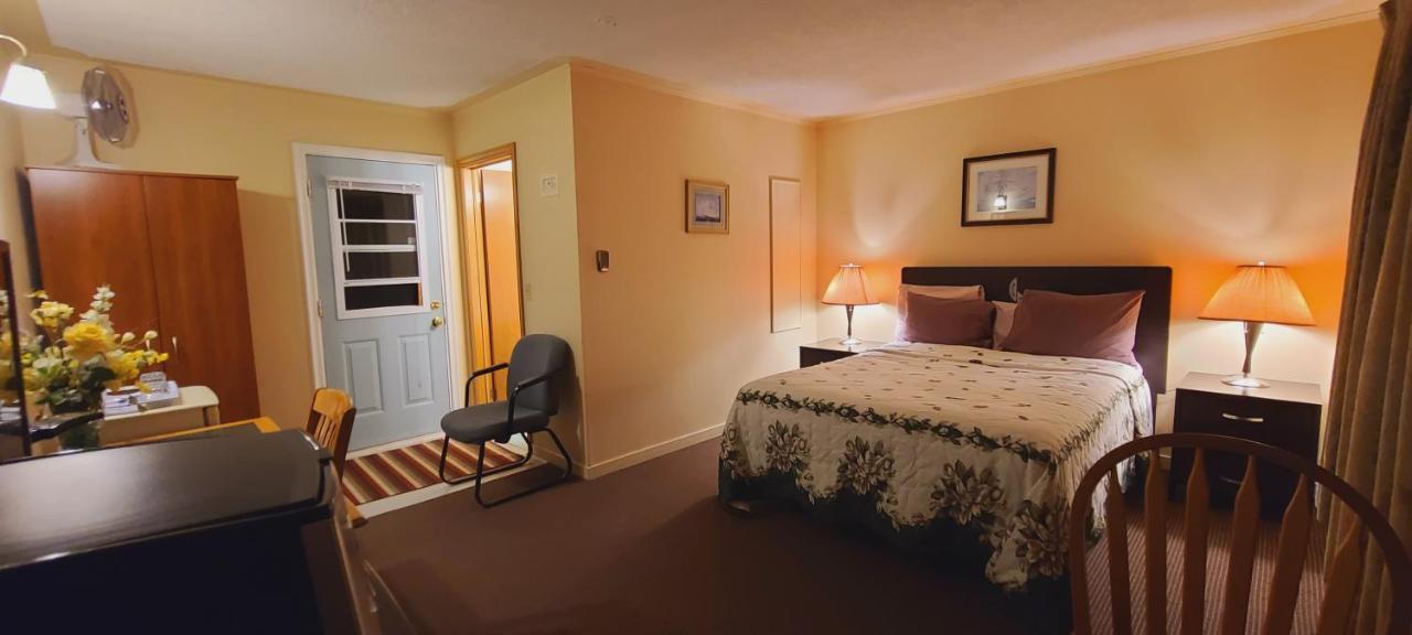 St Ann'S Motel & Cottage Baddeck Inlet Esterno foto