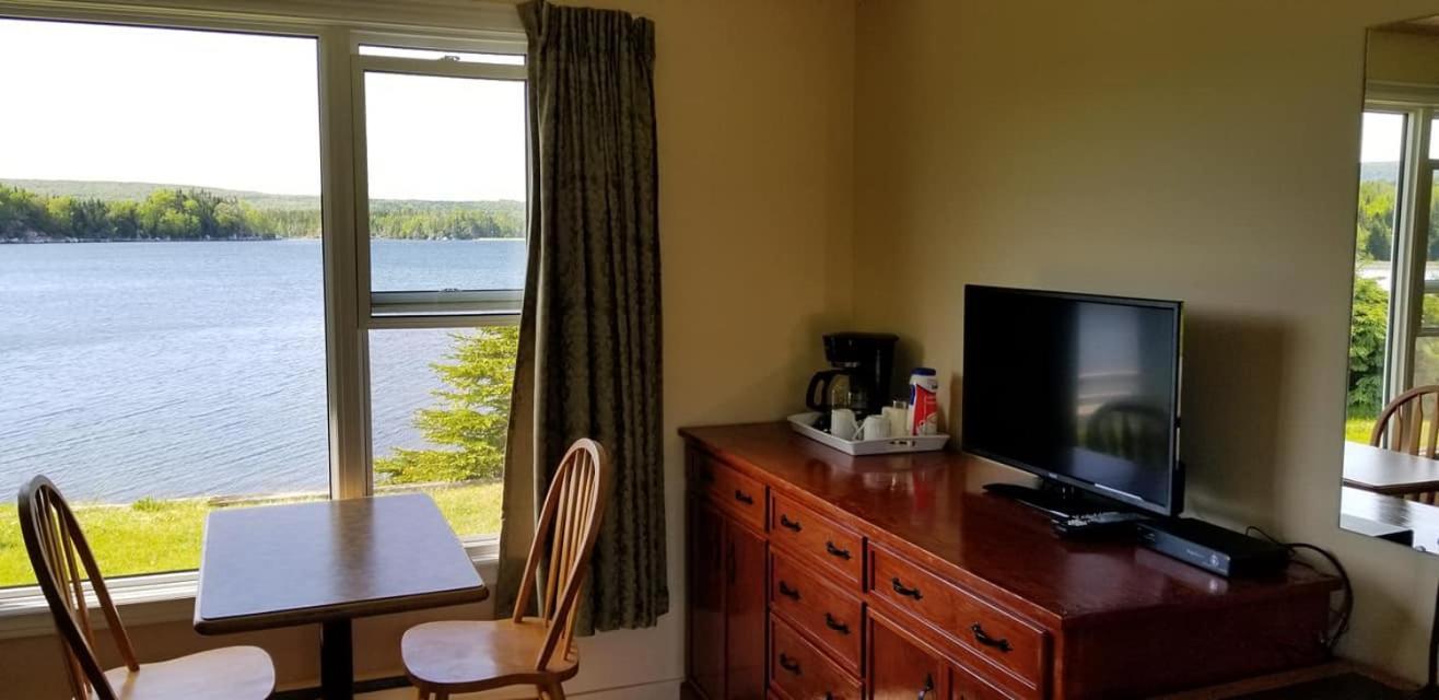 St Ann'S Motel & Cottage Baddeck Inlet Esterno foto
